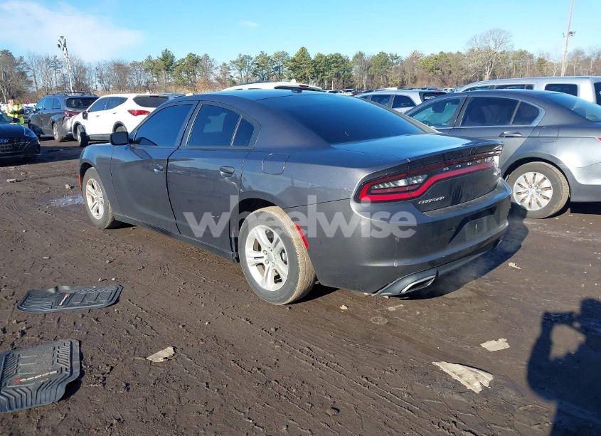 Photo 3 of 2019 Dodge Charger SXT RWD (VIN 2C3CDXBG8KH752973)