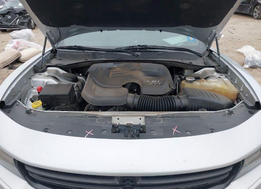 Photo 10 of 2020 Dodge Charger SXT RWD (VIN 2C3CDXBG8LH108133)