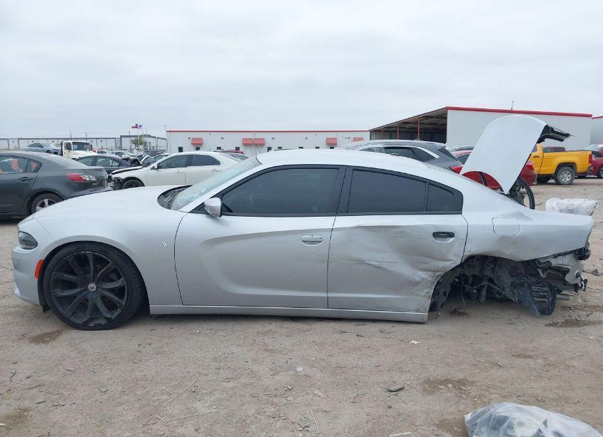 Photo 15 of 2020 Dodge Charger SXT RWD (VIN 2C3CDXBG8LH108133)