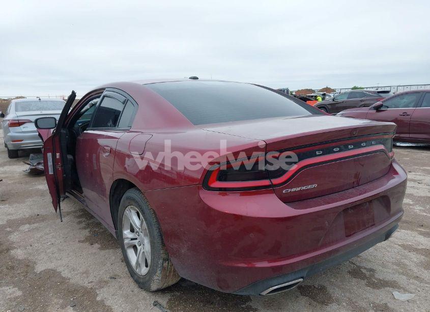 Photo 3 of 2020 Dodge Charger SXT RWD (VIN 2C3CDXBG8LH150057)