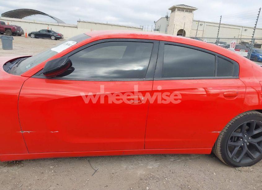 Photo 14 of 2020 Dodge Charger SXT RWD (VIN 2C3CDXBG8LH207941)