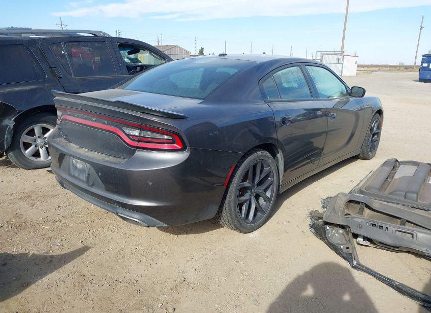 Photo 4 of 2020 Dodge Charger SXT RWD (VIN 2C3CDXBG8LH228966)