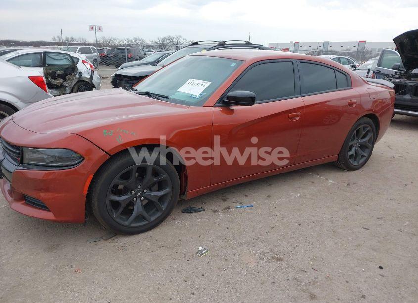 Photo 2 of 2020 Dodge Charger SXT RWD (VIN 2C3CDXBG8LH252460)