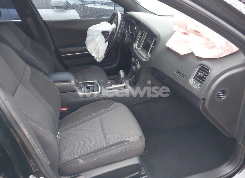 Photo 5 of 2021 Dodge Charger SXT RWD (VIN 2C3CDXBG8MH606088)