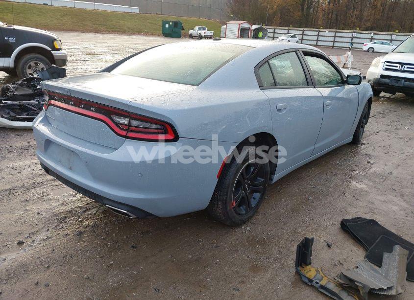 Photo 4 of 2021 Dodge Charger SXT RWD (VIN 2C3CDXBG8MH628317)