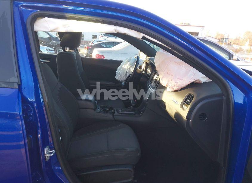 Photo 5 of 2021 Dodge Charger SXT RWD (VIN 2C3CDXBG8MH650169)