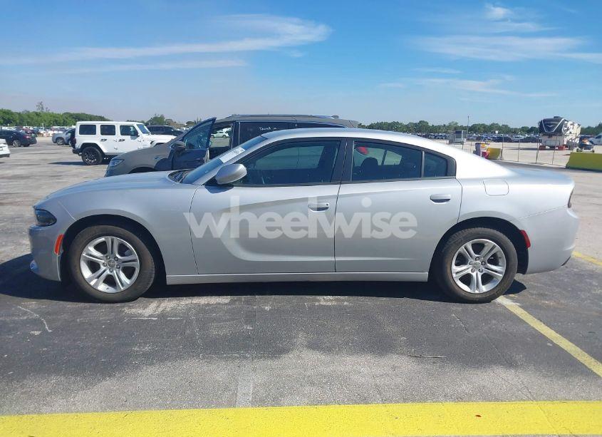 Photo 14 of 2022 Dodge Charger SXT RWD (VIN 2C3CDXBG8NH255734)