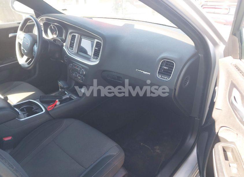 Photo 5 of 2022 Dodge Charger SXT RWD (VIN 2C3CDXBG8NH255734)