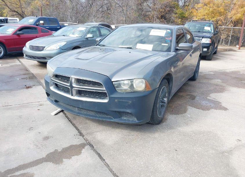 Photo 2 of 2012 Dodge Charger SE (VIN 2C3CDXBG9CH139553)