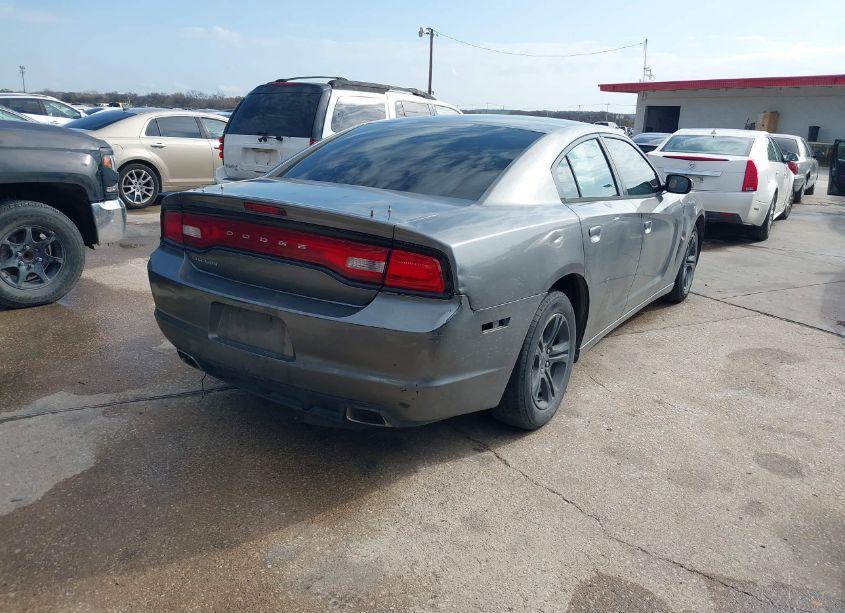 Photo 4 of 2012 Dodge Charger SE (VIN 2C3CDXBG9CH139553)