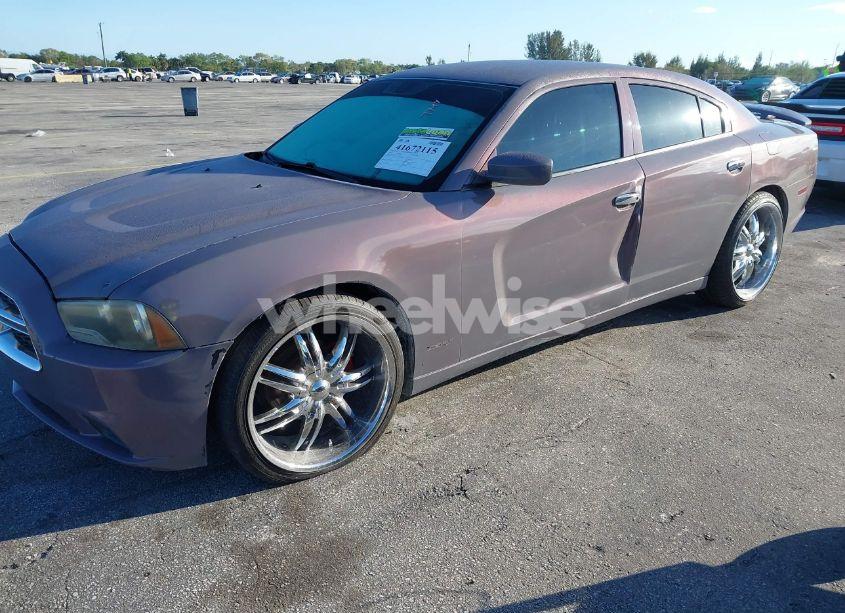 Photo 2 of 2012 Dodge Charger SE (VIN 2C3CDXBG9CH158801)