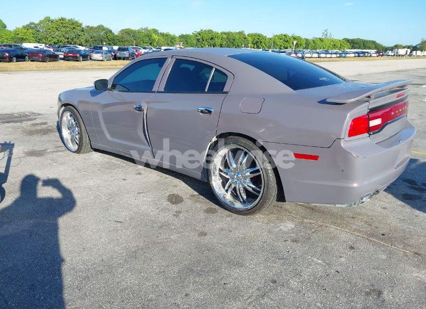 Photo 3 of 2012 Dodge Charger SE (VIN 2C3CDXBG9CH158801)