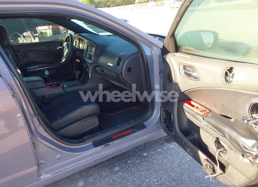Photo 5 of 2012 Dodge Charger SE (VIN 2C3CDXBG9CH158801)