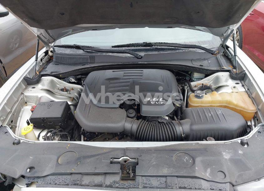 Photo 10 of 2012 Dodge Charger SE (VIN 2C3CDXBG9CH162895)