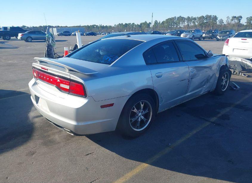 Photo 4 of 2012 Dodge Charger SE (VIN 2C3CDXBG9CH178207)