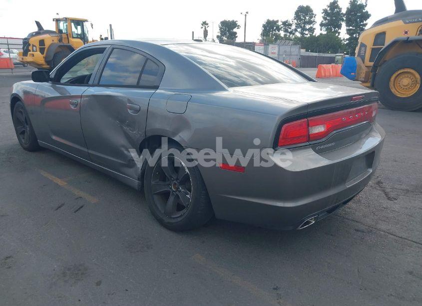 Photo 3 of 2012 Dodge Charger SE (VIN 2C3CDXBG9CH194780)