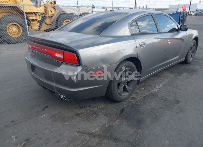 Photo 4 of 2012 Dodge Charger SE (VIN 2C3CDXBG9CH194780)