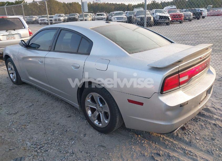 Photo 3 of 2012 Dodge Charger SE (VIN 2C3CDXBG9CH207110)