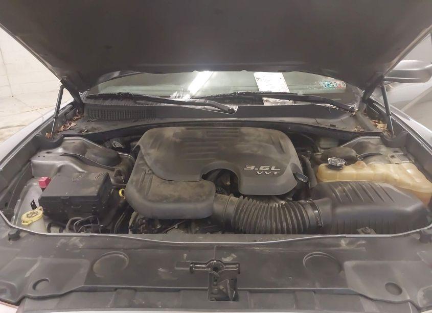 Photo 10 of 2012 Dodge Charger SE (VIN 2C3CDXBG9CH296497)