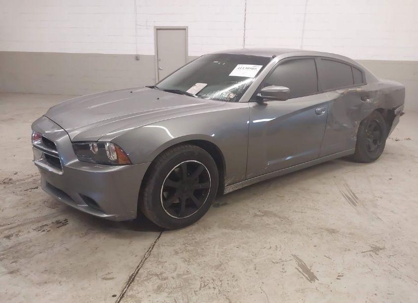 Photo 2 of 2012 Dodge Charger SE (VIN 2C3CDXBG9CH296497)