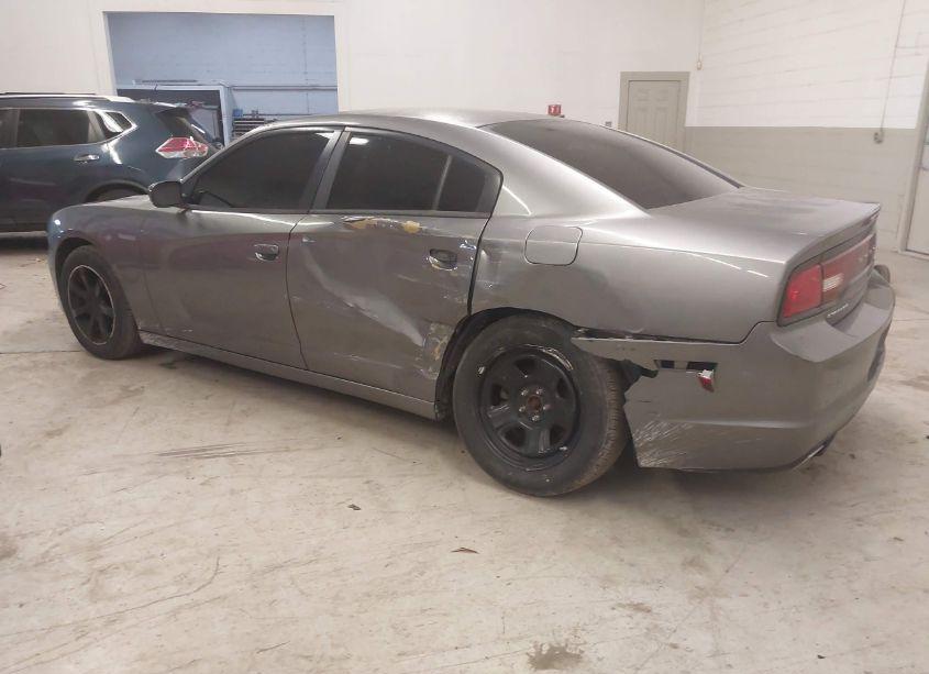 Photo 3 of 2012 Dodge Charger SE (VIN 2C3CDXBG9CH296497)