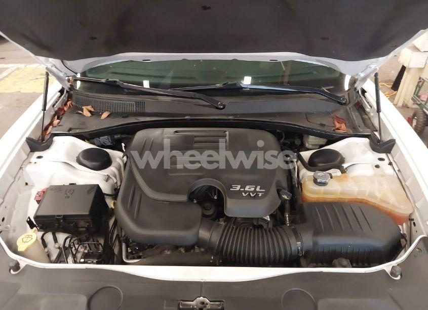 Photo 10 of 2013 Dodge Charger SE (VIN 2C3CDXBG9DH520241)