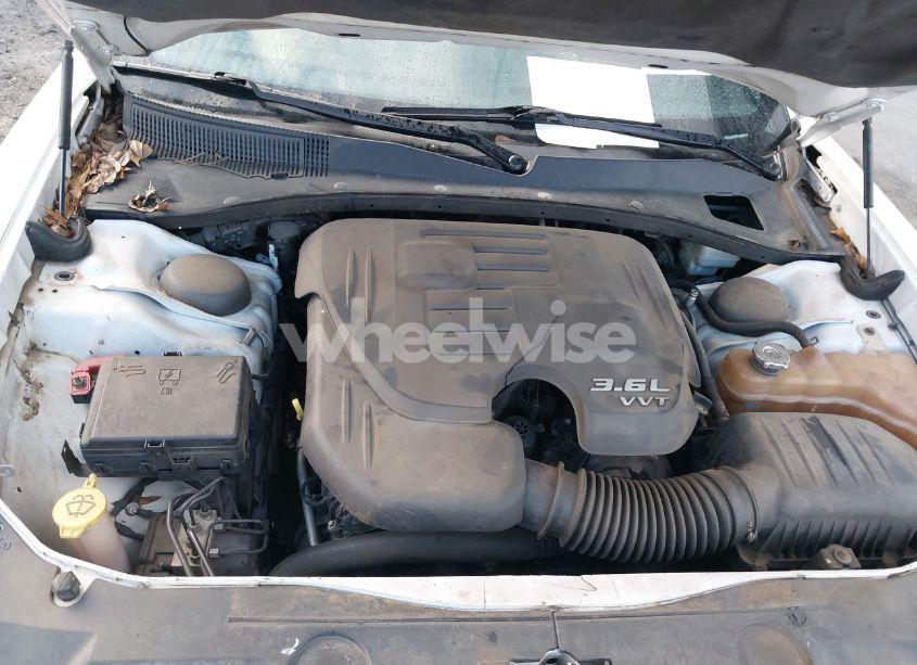 Photo 10 of 2013 Dodge Charger SE (VIN 2C3CDXBG9DH536939)