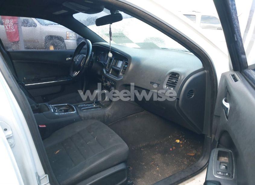 Photo 5 of 2013 Dodge Charger SE (VIN 2C3CDXBG9DH536939)