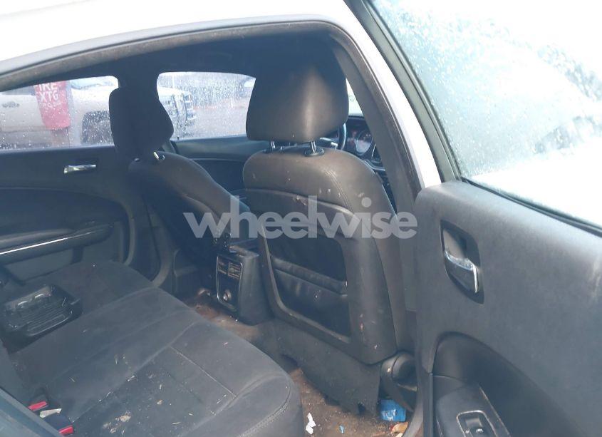 Photo 8 of 2013 Dodge Charger SE (VIN 2C3CDXBG9DH536939)