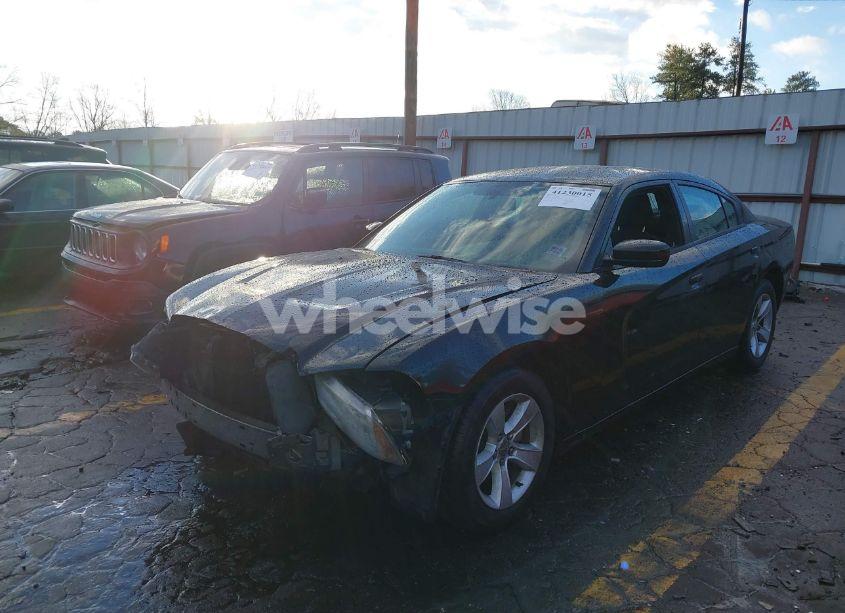 Photo 2 of 2013 Dodge Charger SE (VIN 2C3CDXBG9DH539887)