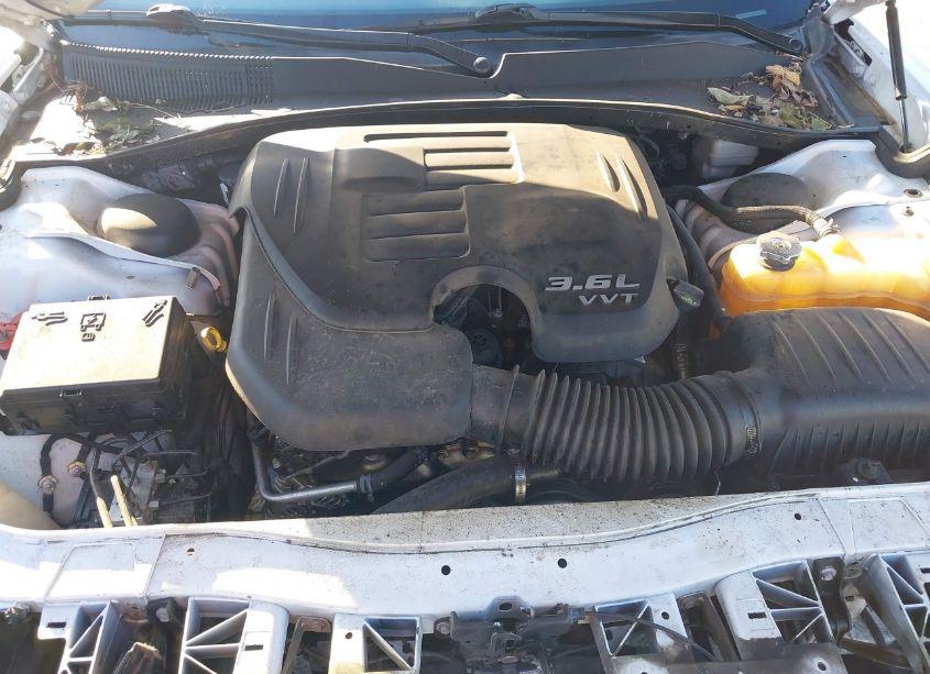 Photo 10 of 2013 Dodge Charger SE (VIN 2C3CDXBG9DH584036)