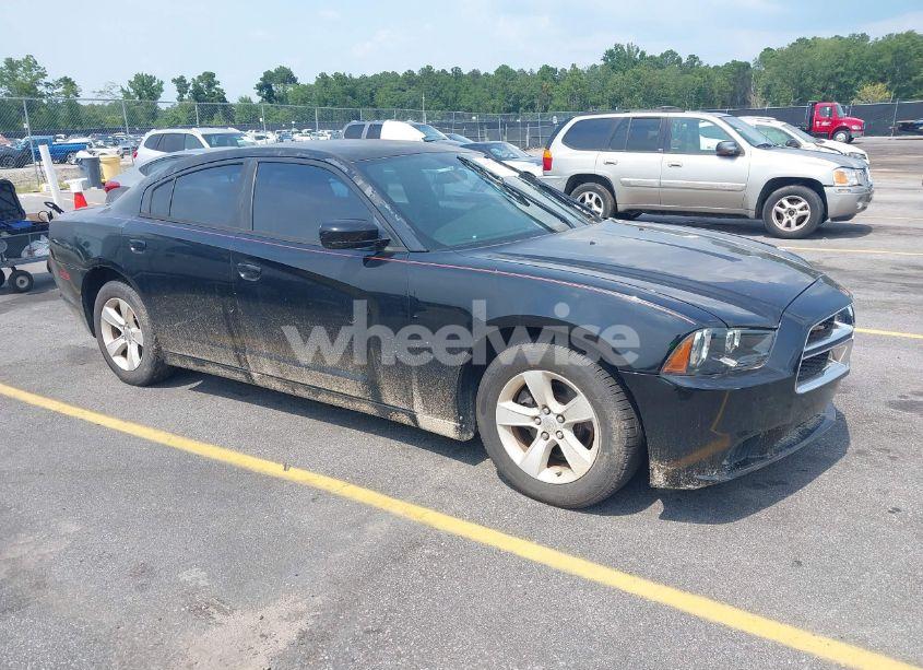 2013 Dodge Charger SE (VIN 2C3CDXBG9DH624051) main photo