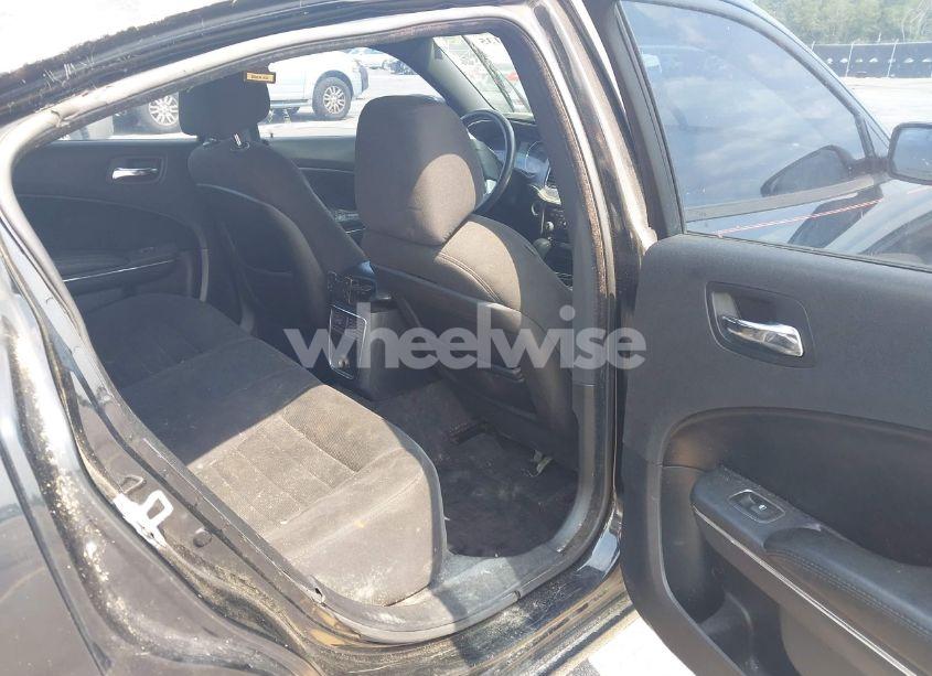 Photo 8 of 2013 Dodge Charger SE (VIN 2C3CDXBG9DH624051)