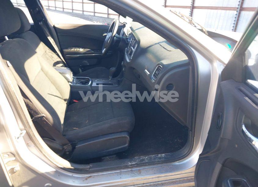 Photo 5 of 2014 Dodge Charger SE (VIN 2C3CDXBG9EH107902)