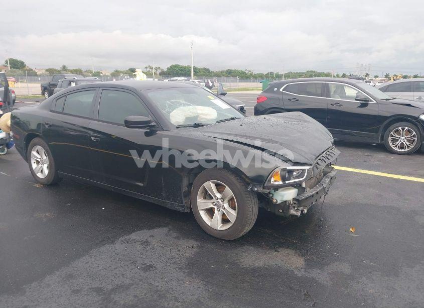 2014 Dodge Charger SE (VIN 2C3CDXBG9EH113067) main photo