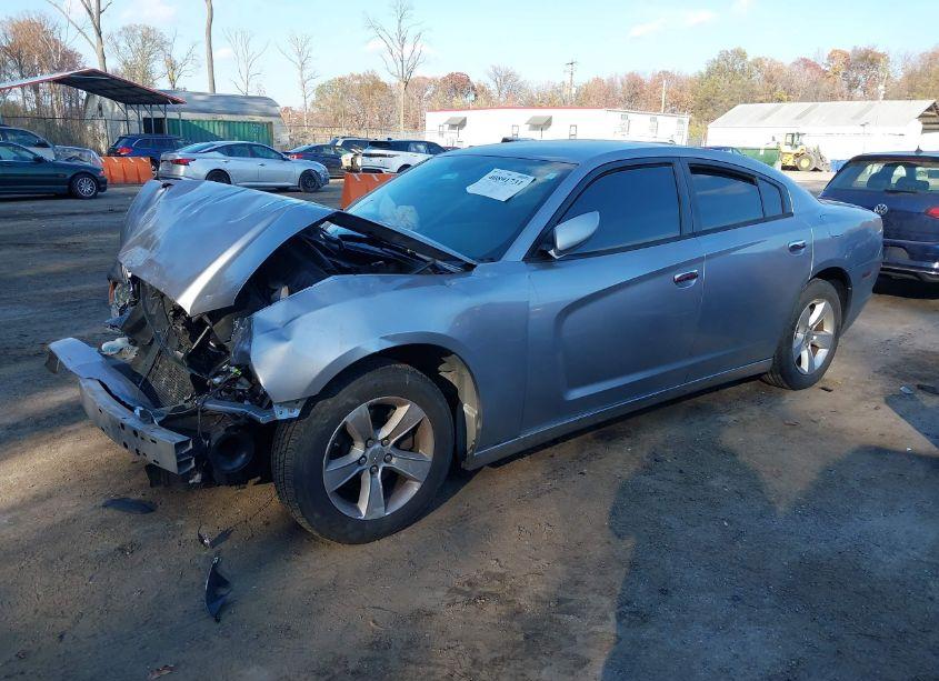 Photo 2 of 2014 Dodge Charger SE (VIN 2C3CDXBG9EH134632)