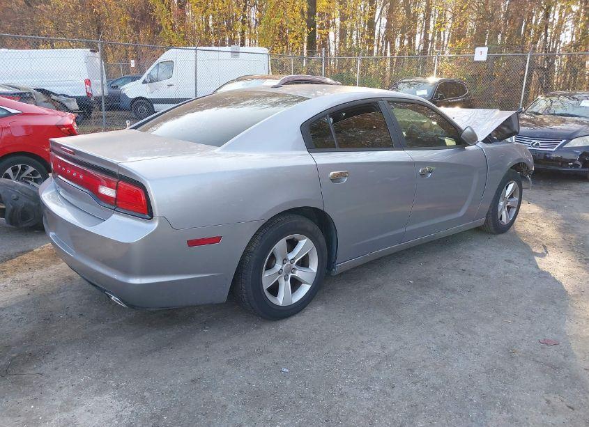 Photo 4 of 2014 Dodge Charger SE (VIN 2C3CDXBG9EH134632)