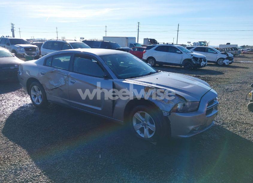 2014 Dodge Charger SE (VIN 2C3CDXBG9EH147140) main photo