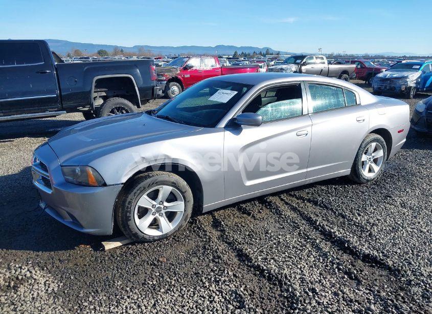 Photo 2 of 2014 Dodge Charger SE (VIN 2C3CDXBG9EH147140)