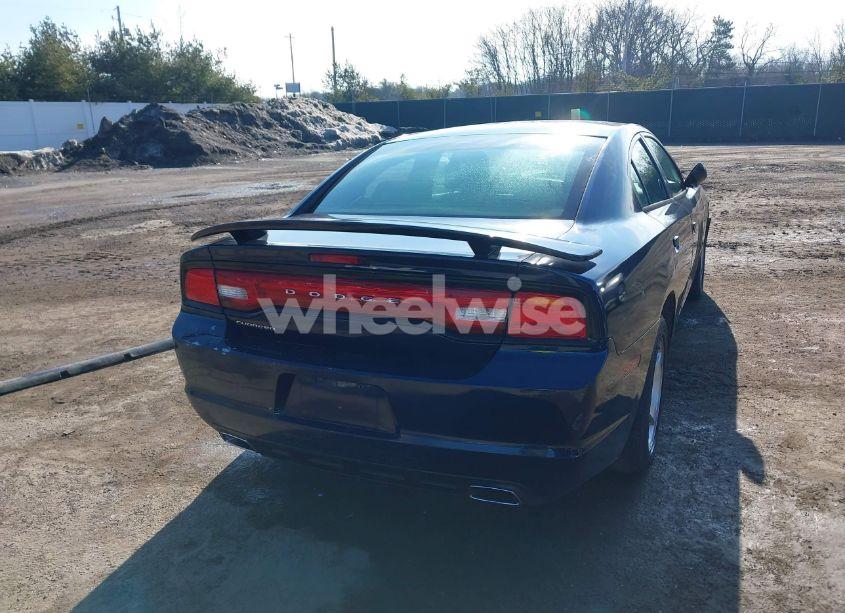 Photo 4 of 2014 Dodge Charger SE (VIN 2C3CDXBG9EH158977)