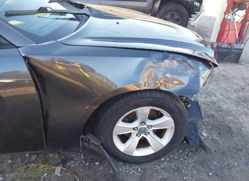 Photo 18 of 2014 Dodge Charger SE (VIN 2C3CDXBG9EH261459)