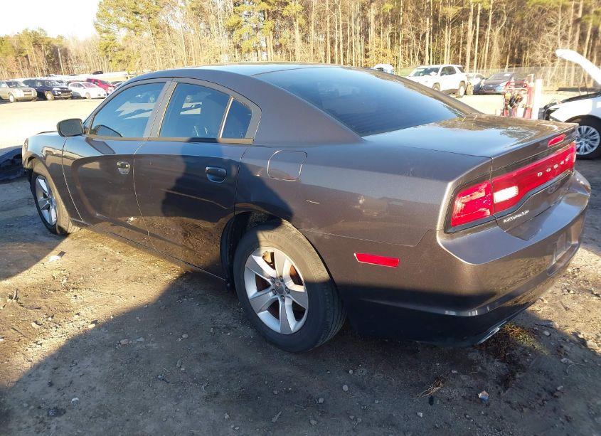 Photo 3 of 2014 Dodge Charger SE (VIN 2C3CDXBG9EH261459)