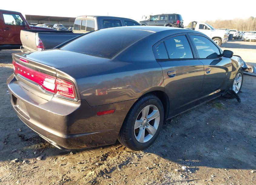 Photo 4 of 2014 Dodge Charger SE (VIN 2C3CDXBG9EH261459)