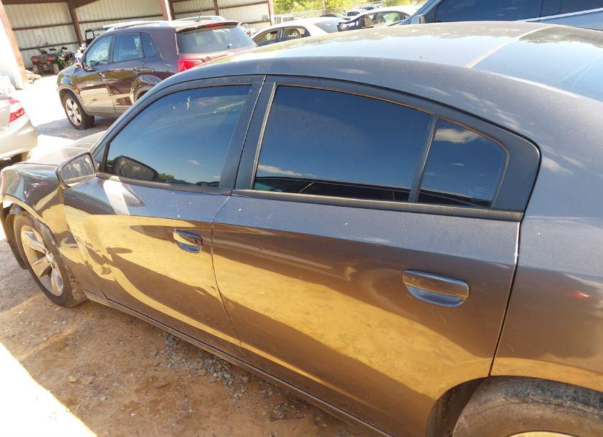 Photo 14 of 2015 Dodge Charger SE (VIN 2C3CDXBG9FH889927)