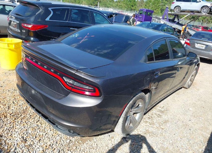 Photo 4 of 2015 Dodge Charger SE (VIN 2C3CDXBG9FH889927)