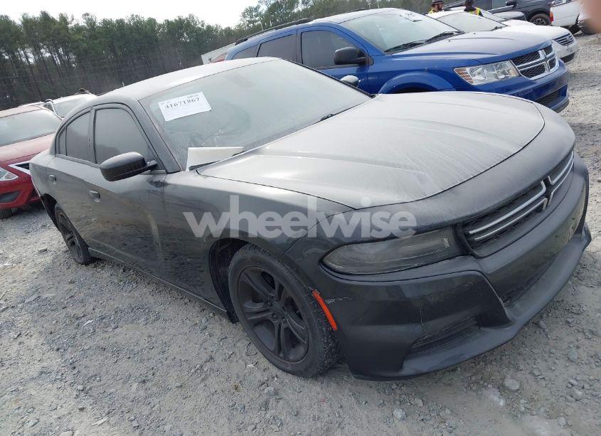 2017 Dodge Charger SE RWD (VIN 2C3CDXBG9HH520634) main photo