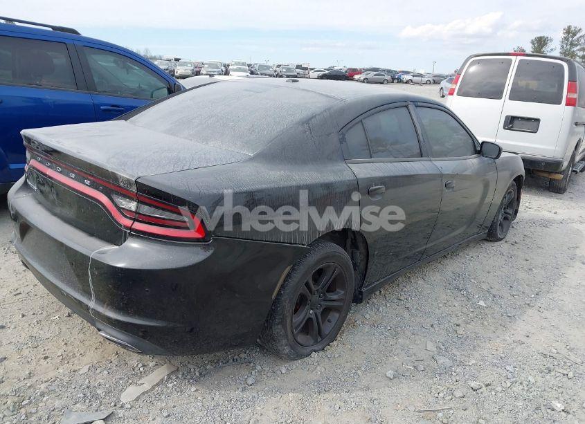 Photo 4 of 2017 Dodge Charger SE RWD (VIN 2C3CDXBG9HH520634)