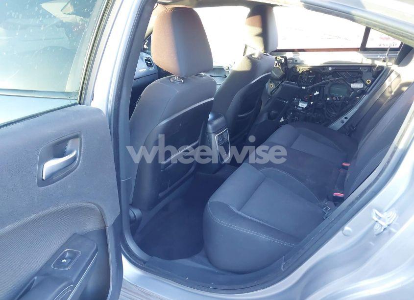 Photo 8 of 2017 Dodge Charger SE RWD (VIN 2C3CDXBG9HH627439)