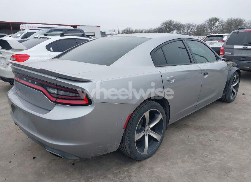 Photo 4 of 2017 Dodge Charger SE RWD (VIN 2C3CDXBG9HH629787)