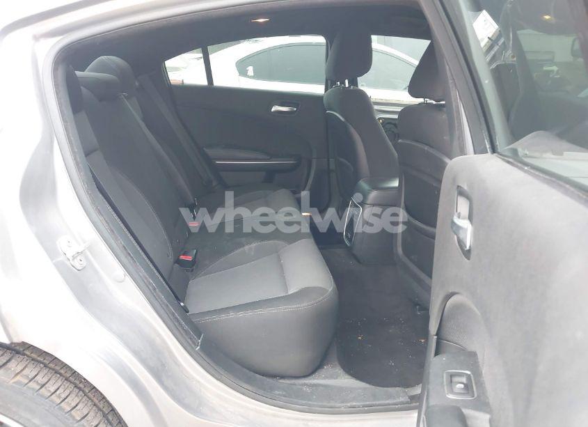 Photo 8 of 2017 Dodge Charger SE RWD (VIN 2C3CDXBG9HH629787)